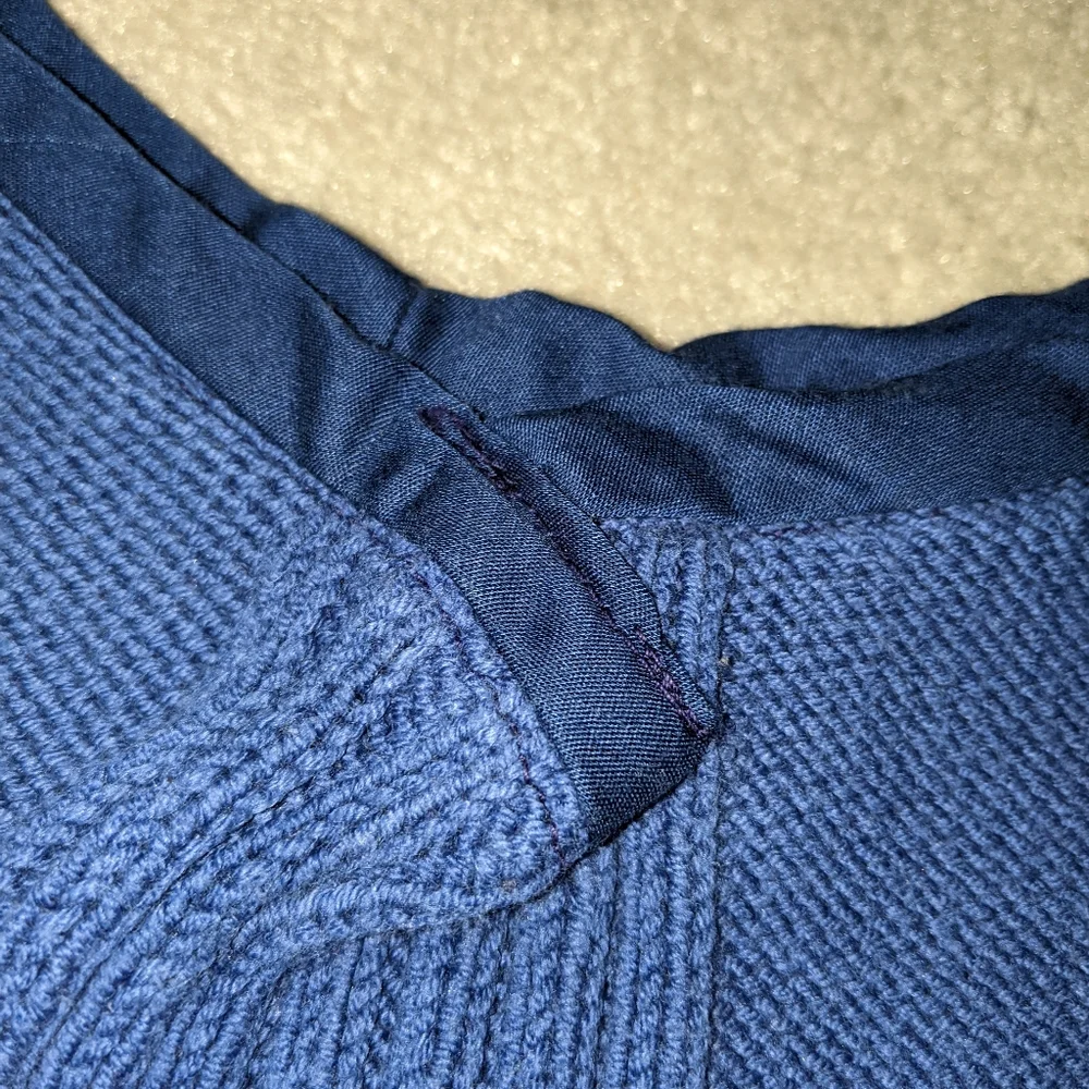 Blue sweater - Picture 3 of 12